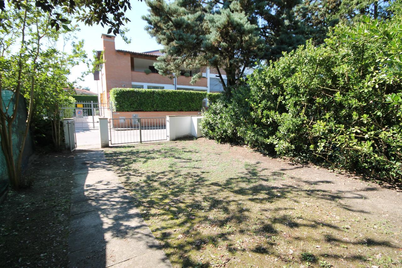 Agenzia Vear - Osti 100 Lido delle Nazioni Exterior foto